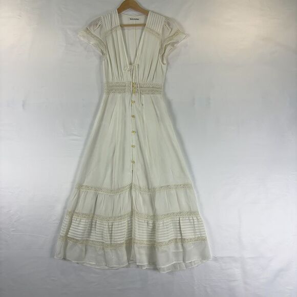 Reformation Dresses & Skirts - Reformation Lace Trim Midi Dress